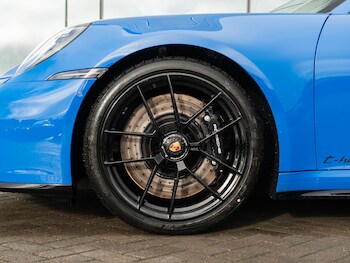 Used Porsche 911 2025 for sale - 77172406: Photo