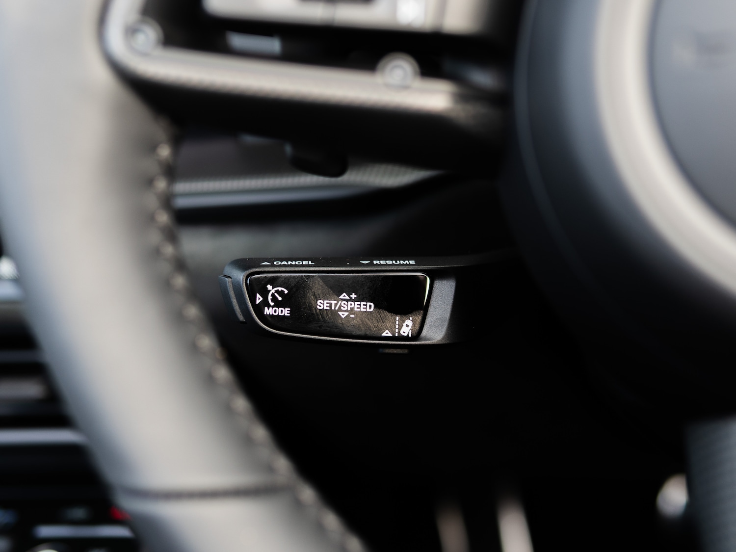 Used Porsche 911 2025 for sale - 77172406: Photo 41