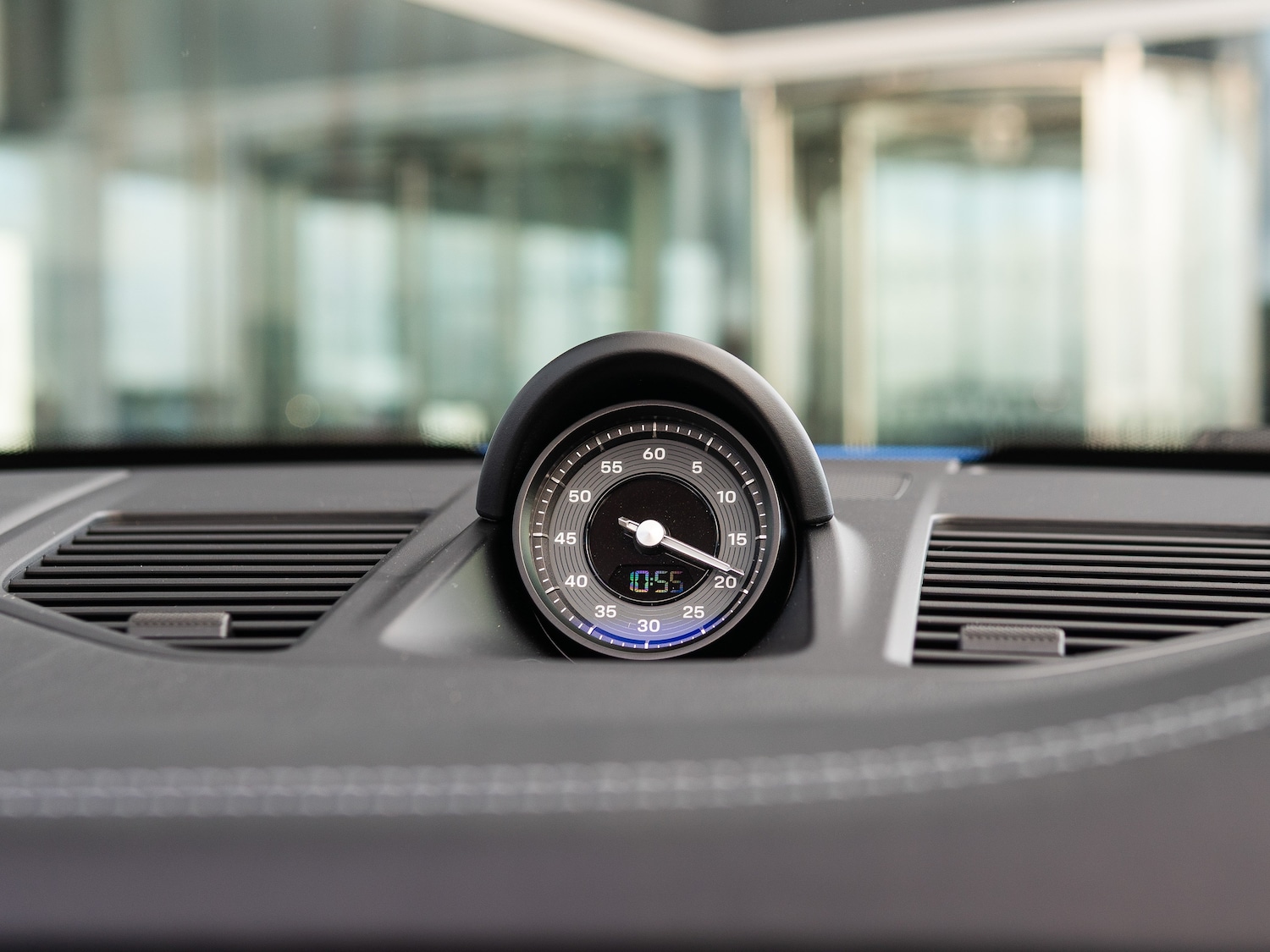 Used Porsche 911 2025 for sale - 77172406: Photo 8