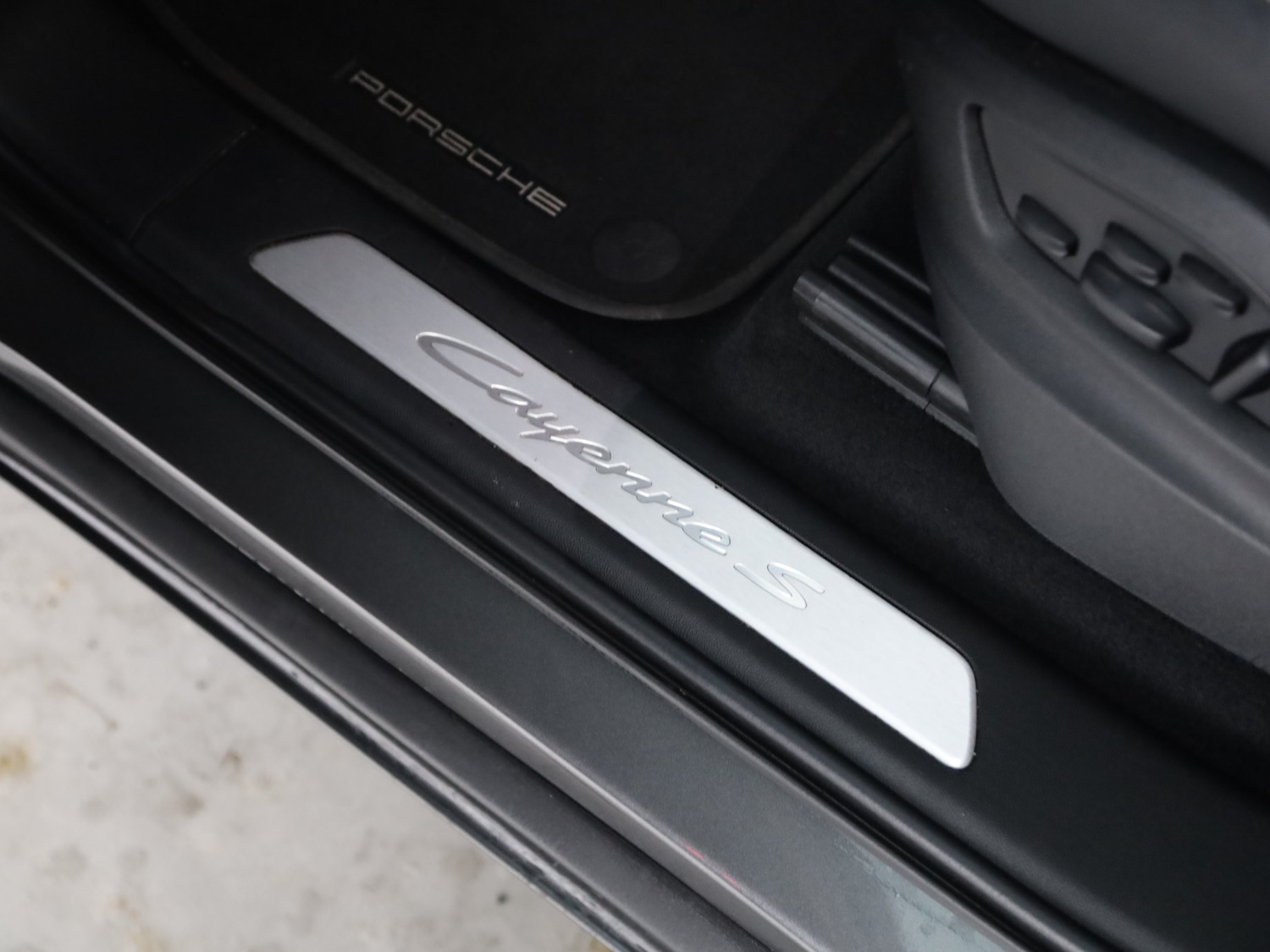 Used Porsche Cayenne 2023 for sale - 76438749: Photo 28