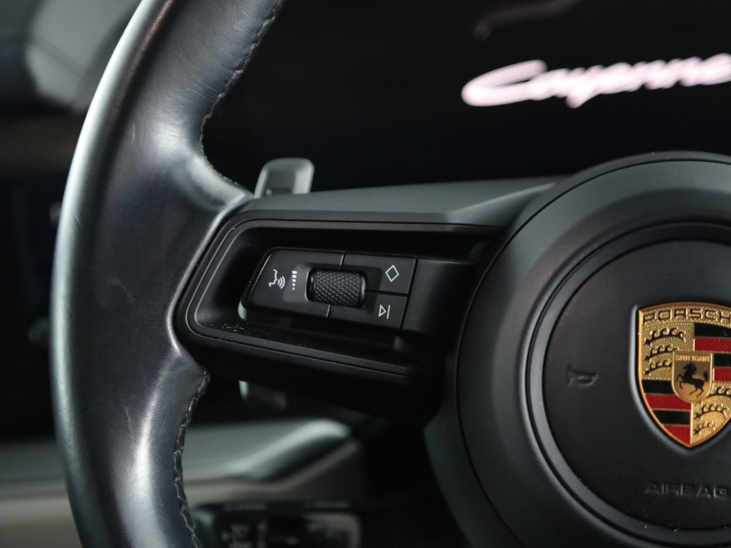 Used Porsche Cayenne 2023 for sale - 76438749: Photo 31