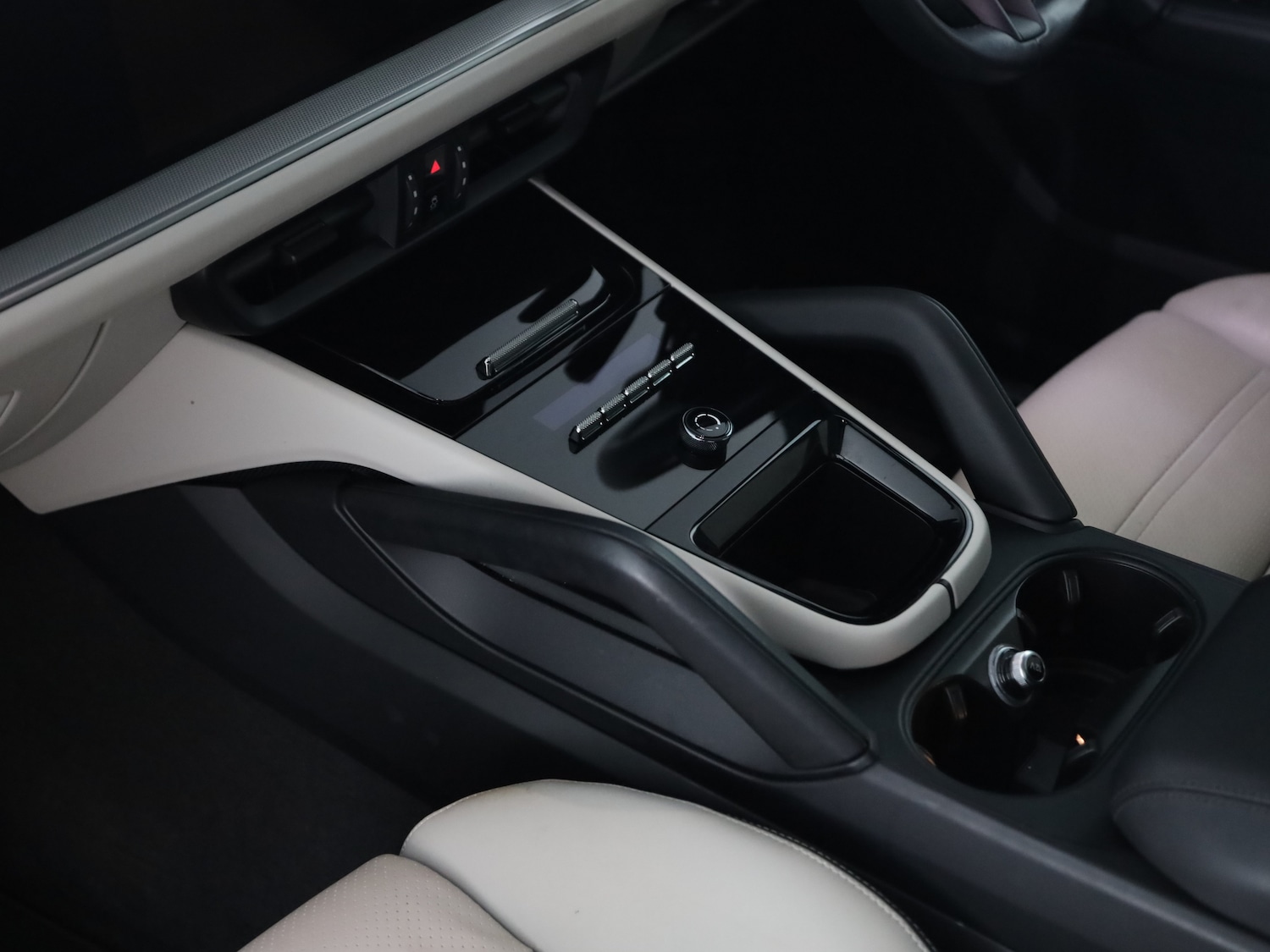 Used Porsche Cayenne 2023 for sale - 76438749: Photo 32