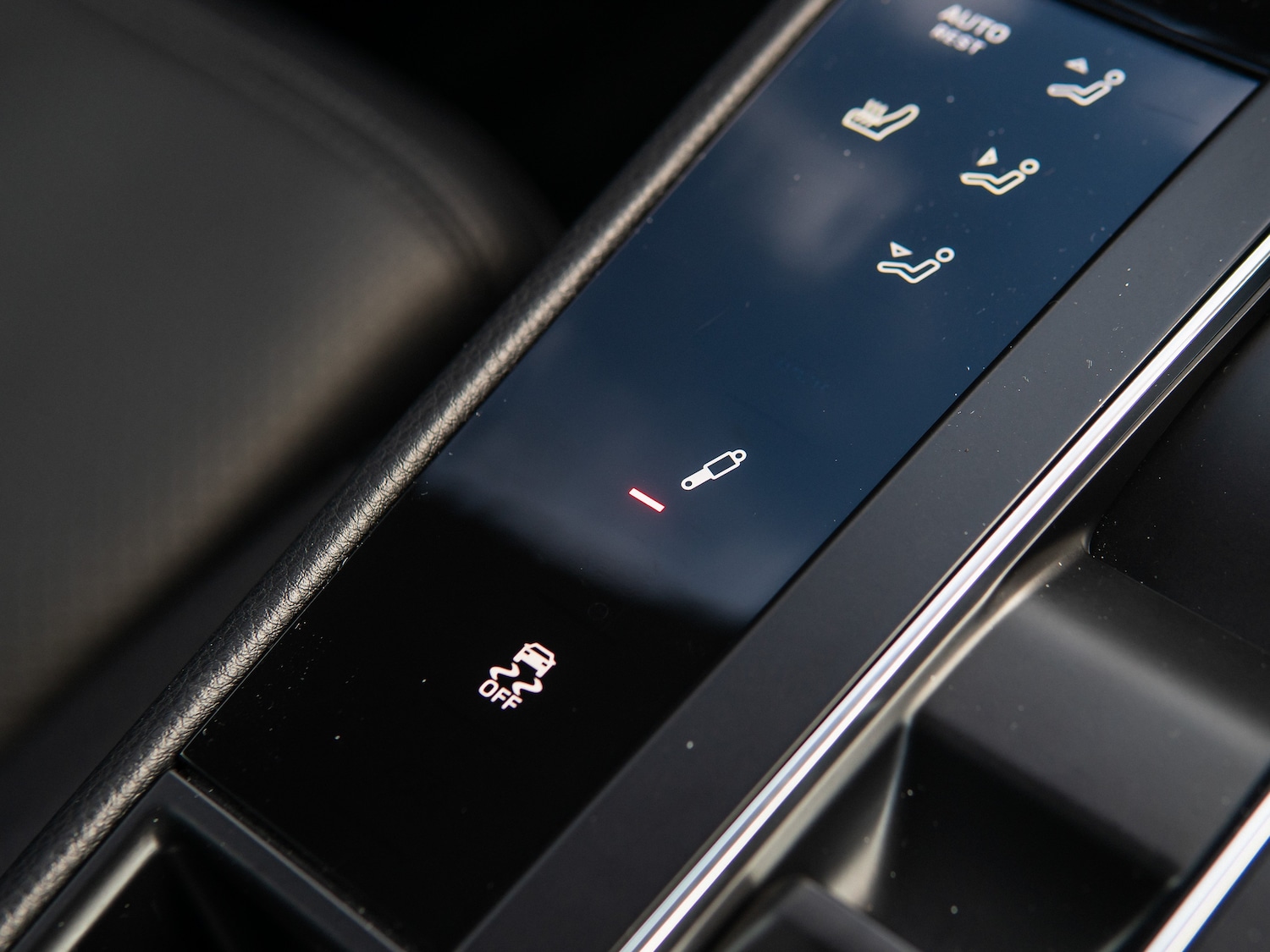 Used Porsche Macan 2024 for sale - 78016365: Photo 24