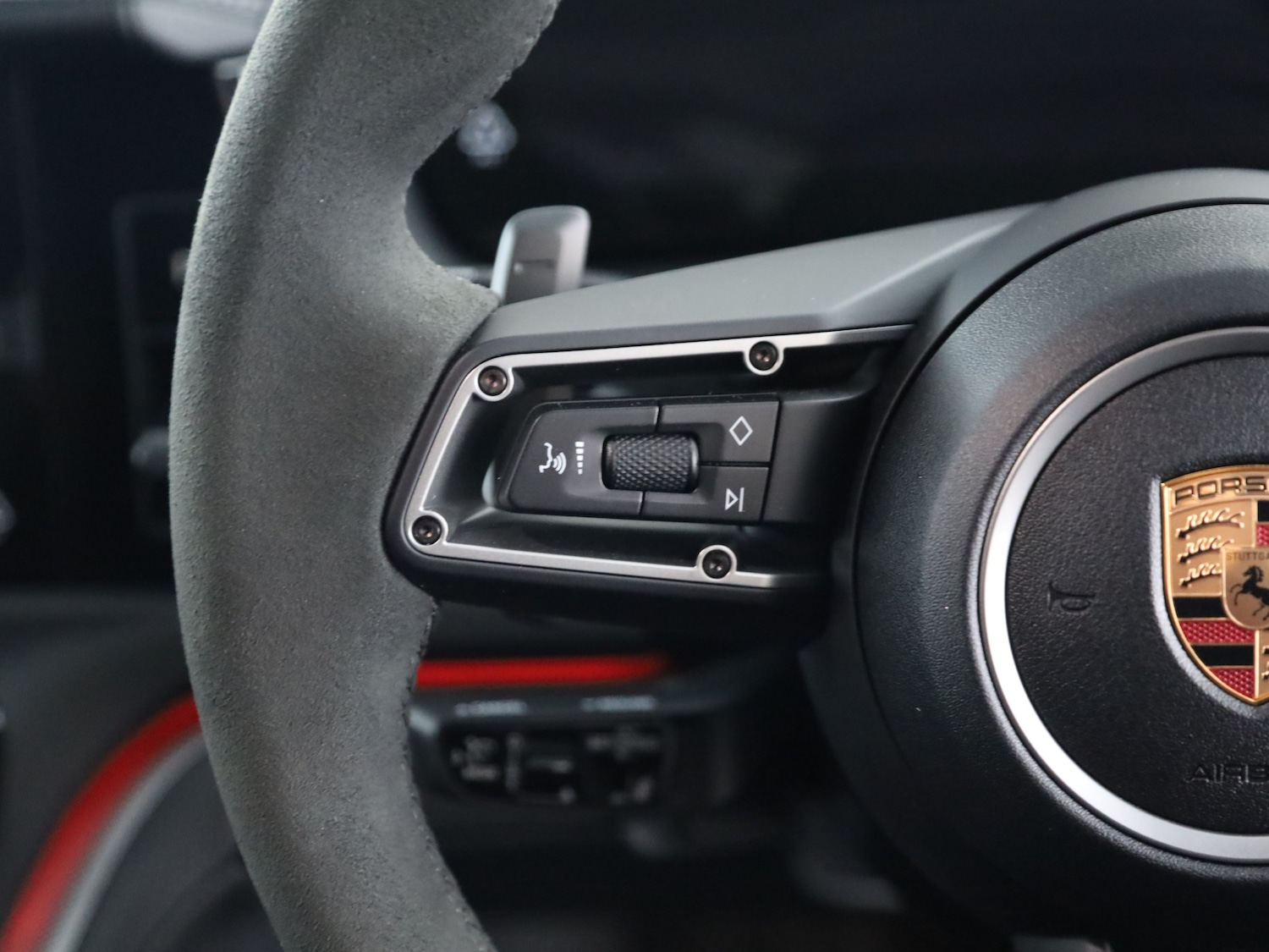 Used Porsche Panamera 2025 for sale - 78067962: Photo 24