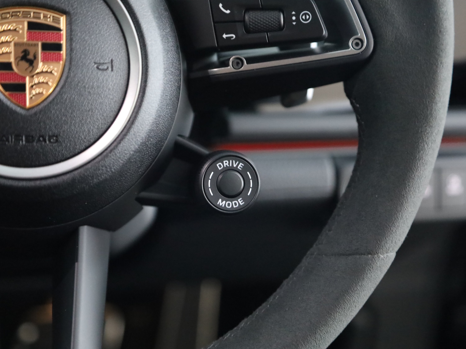 Used Porsche Panamera 2025 for sale - 78067962: Photo 30