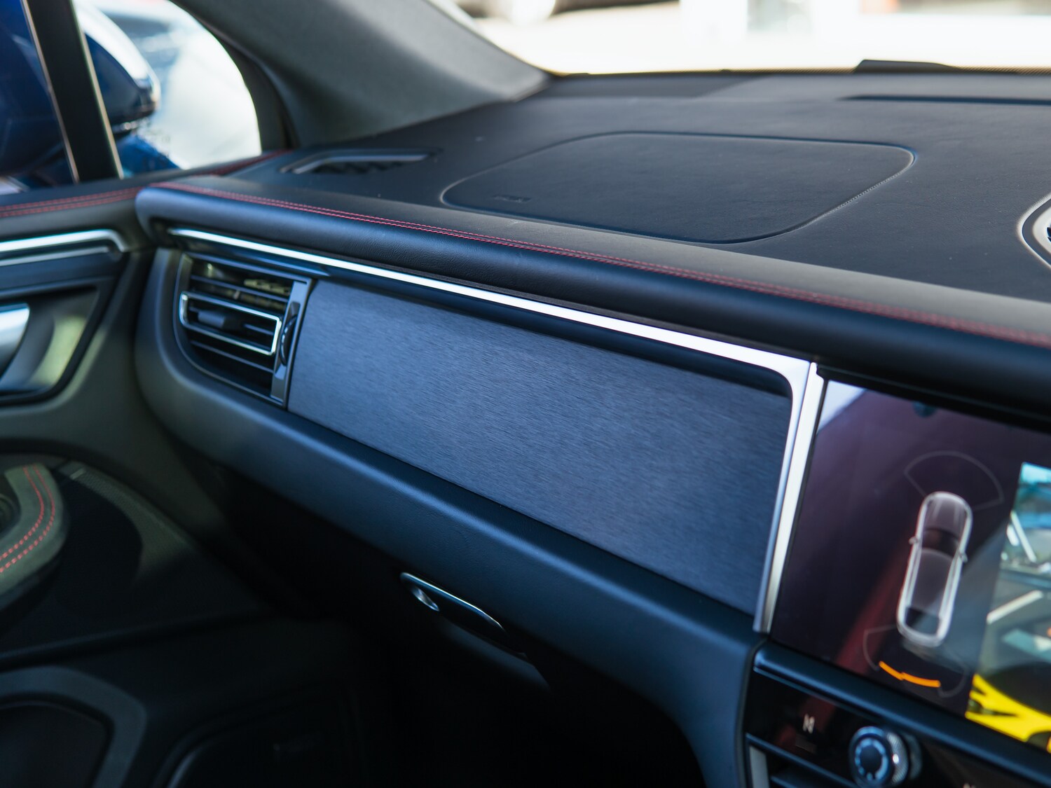 Used Porsche Macan 2024 for sale - 77582591: Photo 37