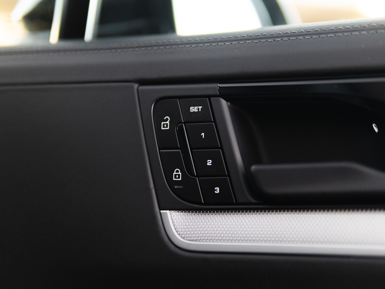 Used Porsche Cayenne 2024 for sale - 77037486: Photo 32