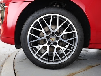 Used Porsche Macan 2021 for sale - 75716834: Photo