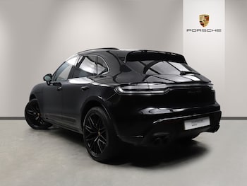 Used Porsche Macan 2024 for sale - 75606579: Photo