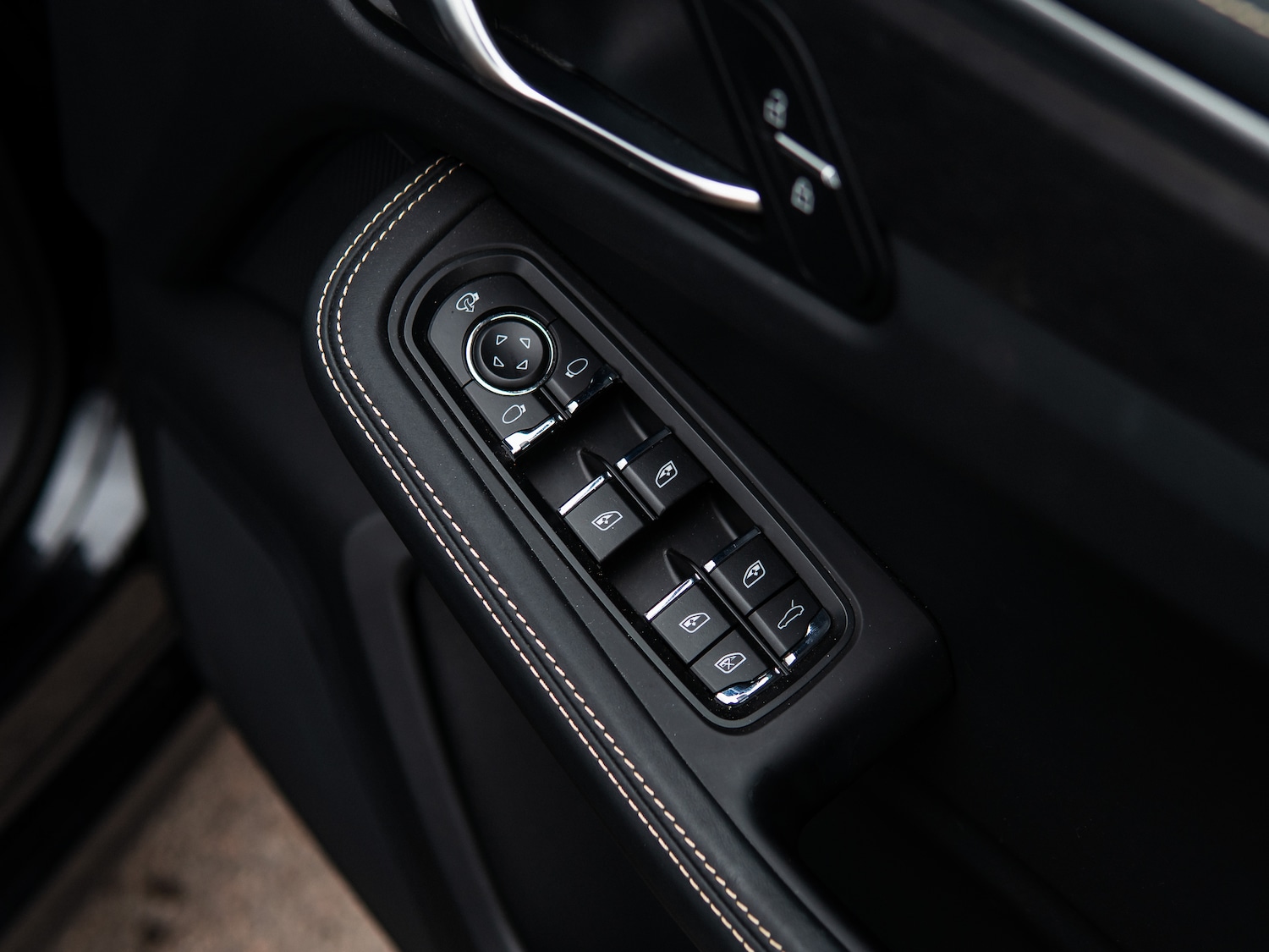 Used Porsche Macan 2023 for sale - 78123906: Photo 23