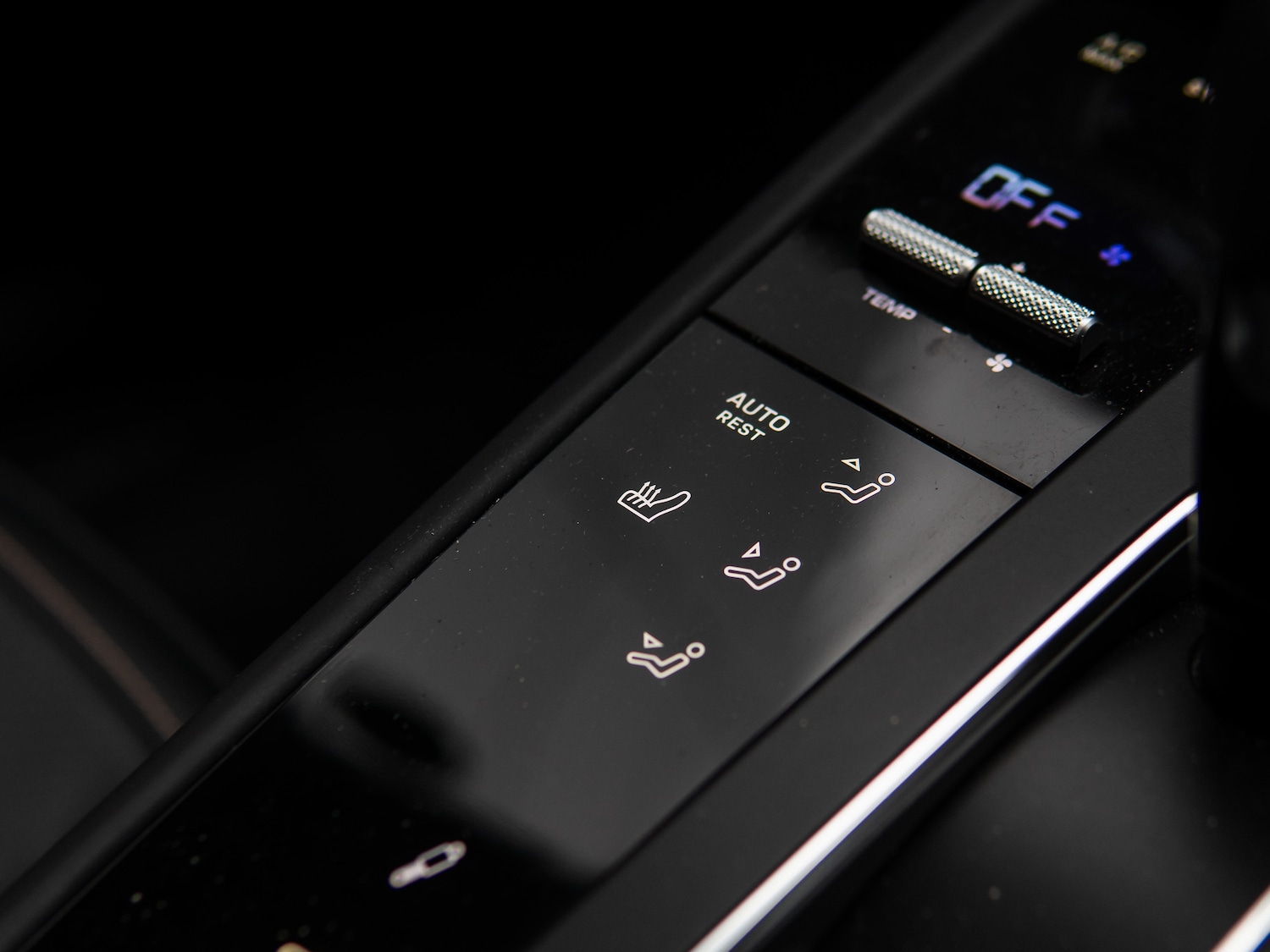 Used Porsche Macan 2023 for sale - 78123906: Photo 30