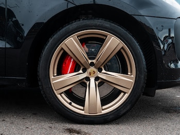 Used Porsche Macan 2023 for sale - 78123906: Photo