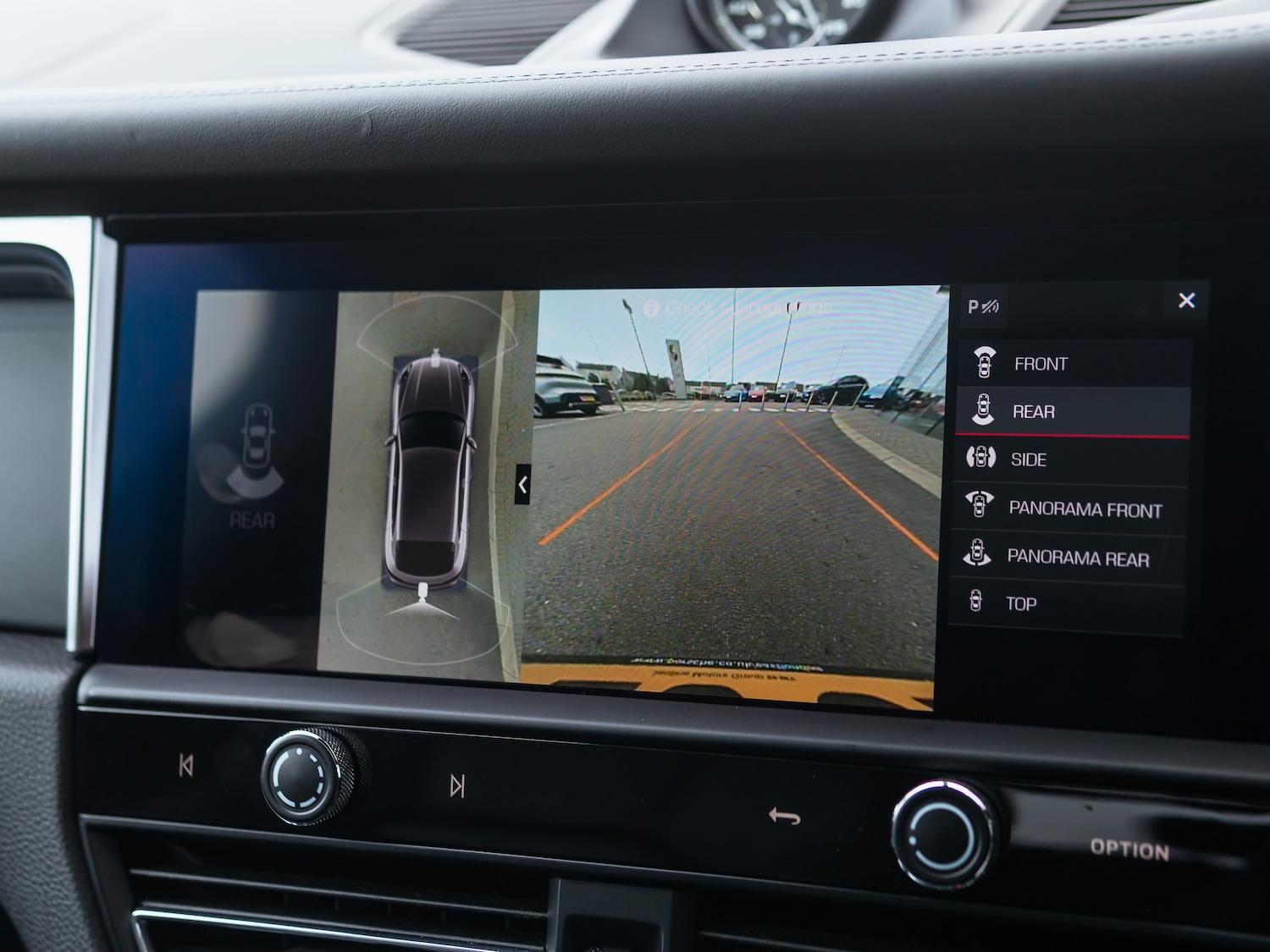 Used Porsche Macan 2023 for sale - 77747838: Photo 11