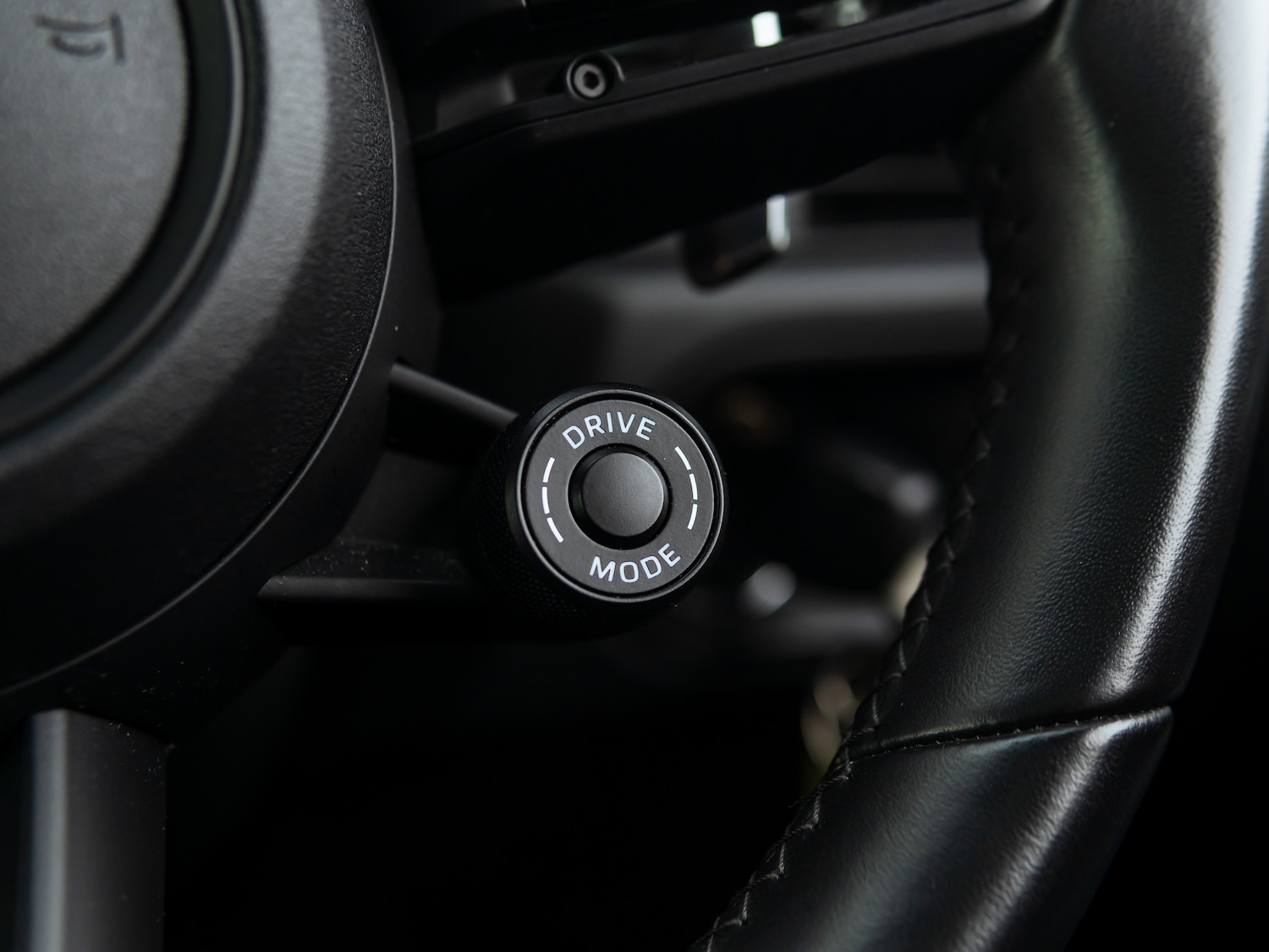 Used Porsche Macan 2023 for sale - 77747838: Photo 42