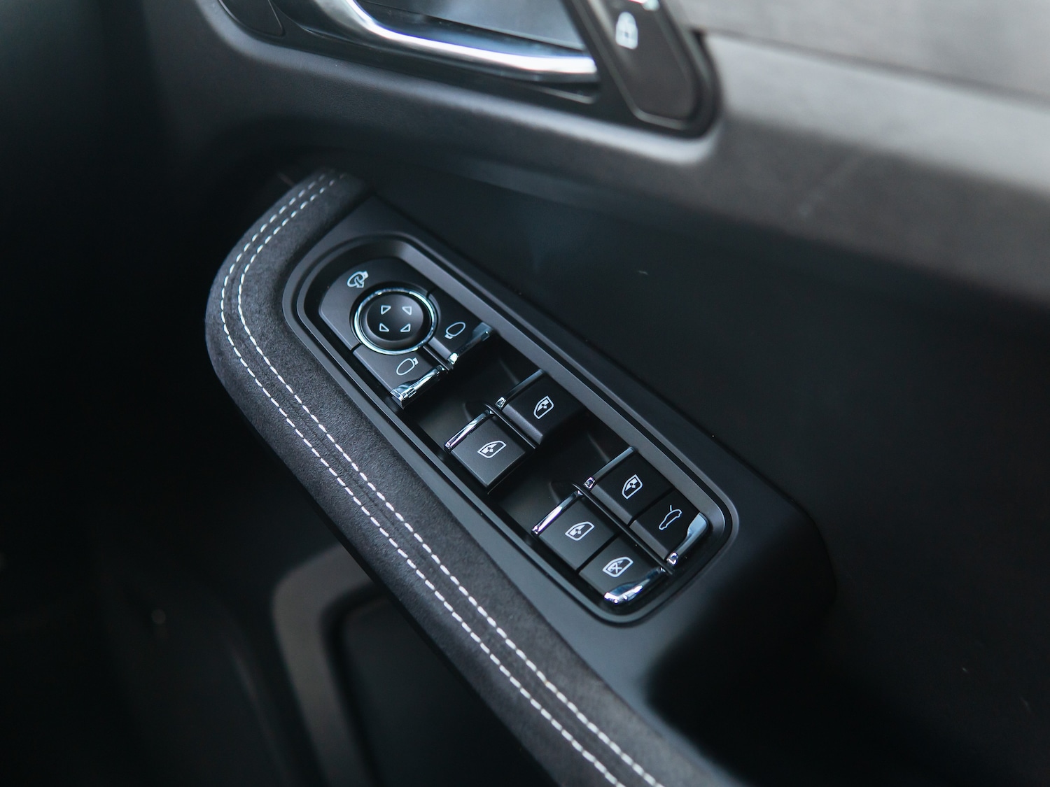 Used Porsche Macan 2020 for sale - 77642136: Photo 23