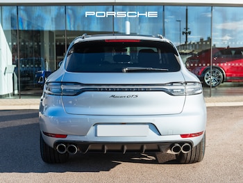 Used Porsche Macan 2020 for sale - 77642136: Photo