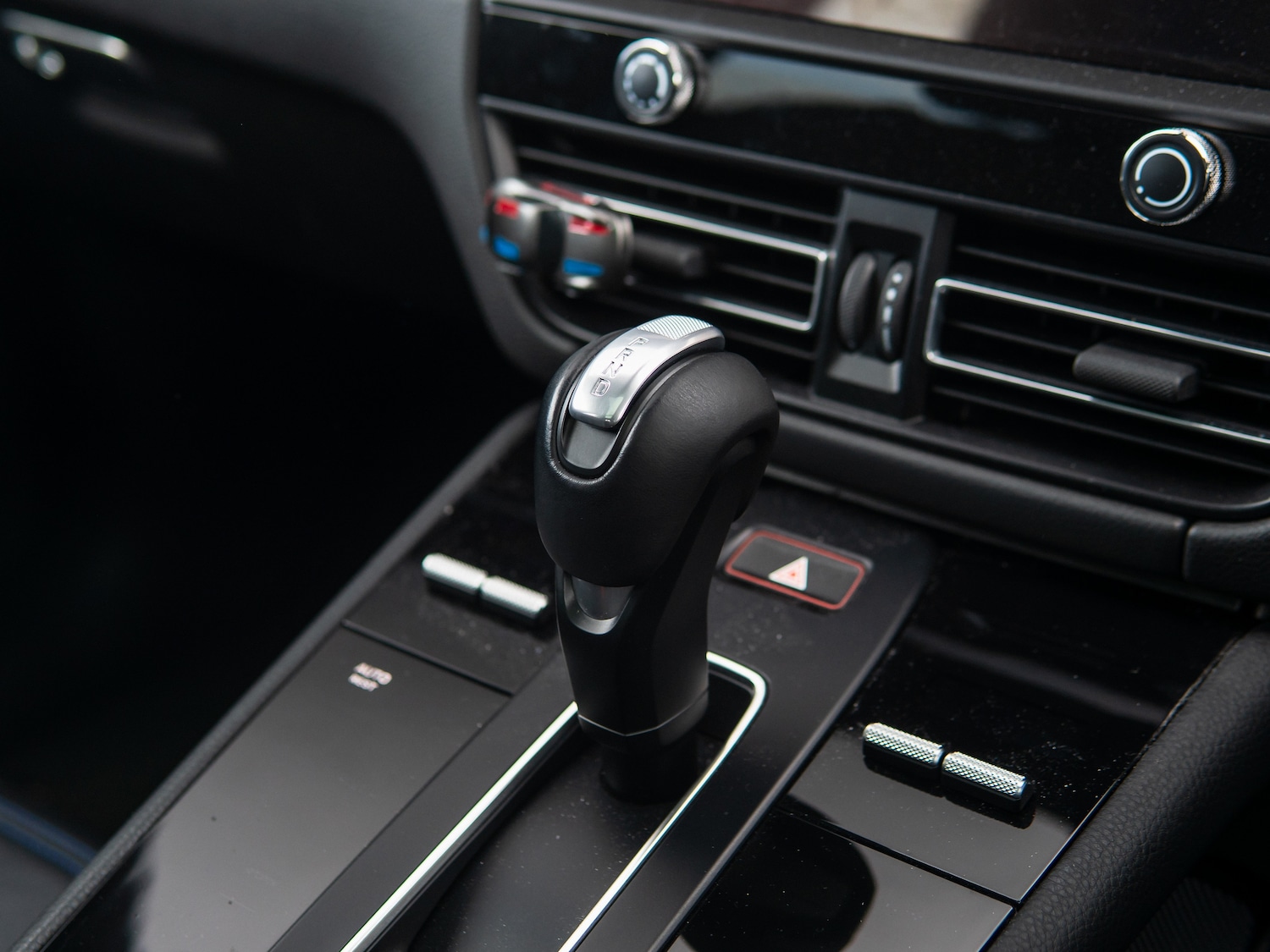 Used Porsche Macan 2023 for sale - 78002278: Photo 16