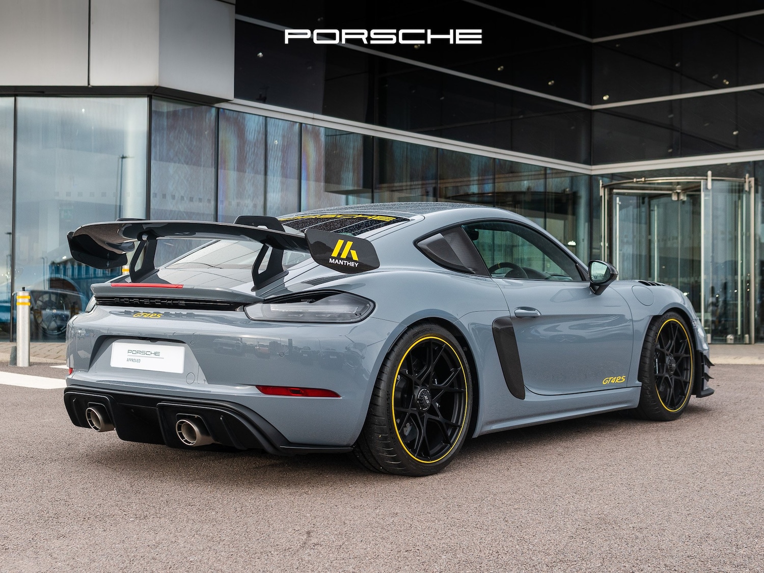 Used Porsche Cayman 2025 for sale - 76367222: Photo 2