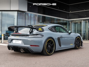 Used Porsche Cayman 2025 for sale - 76367222: Photo