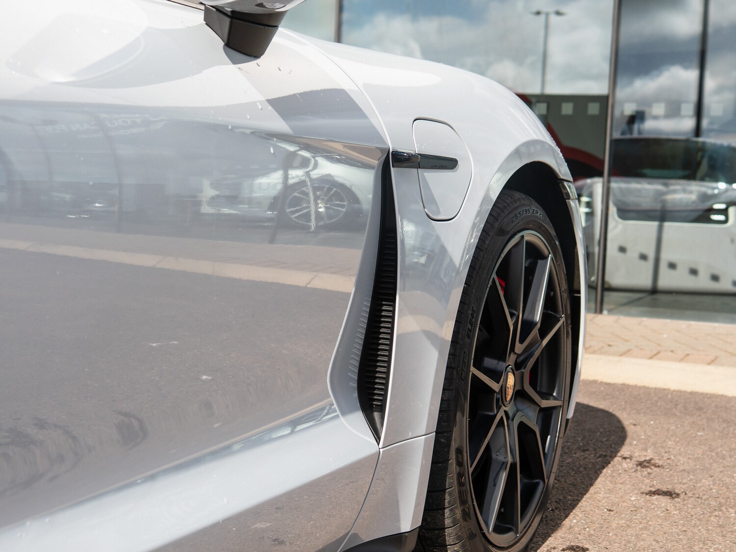 Used Porsche Taycan 2022 for sale - 78016362: Photo 20