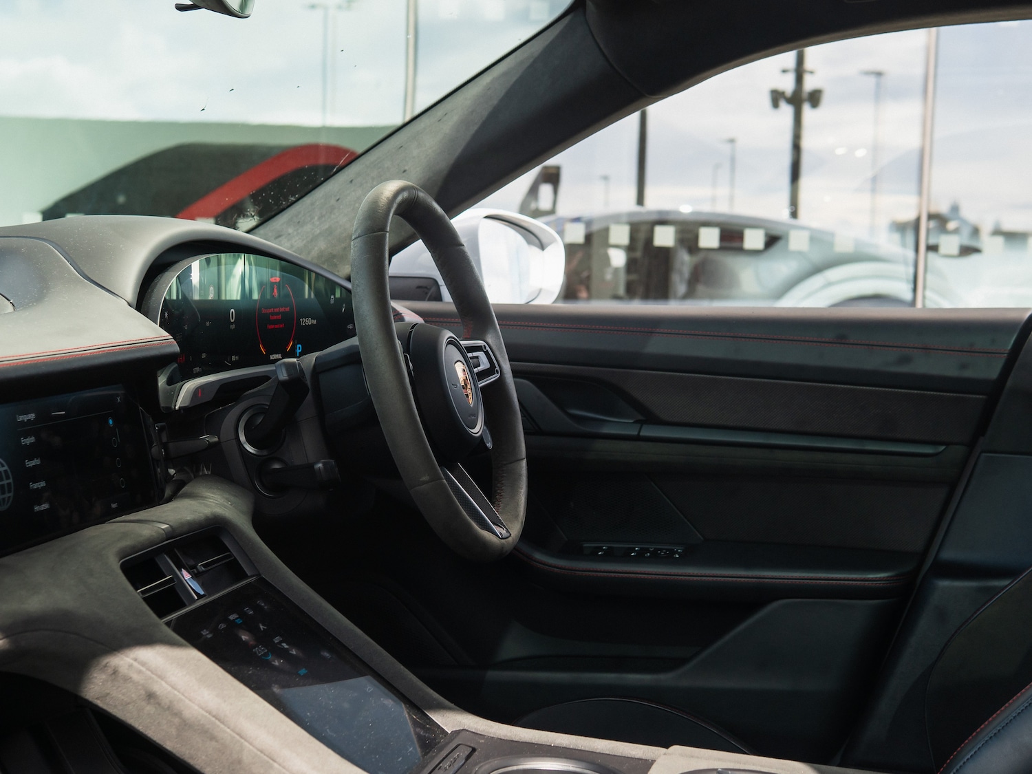 Used Porsche Taycan 2022 for sale - 78016362: Photo 8