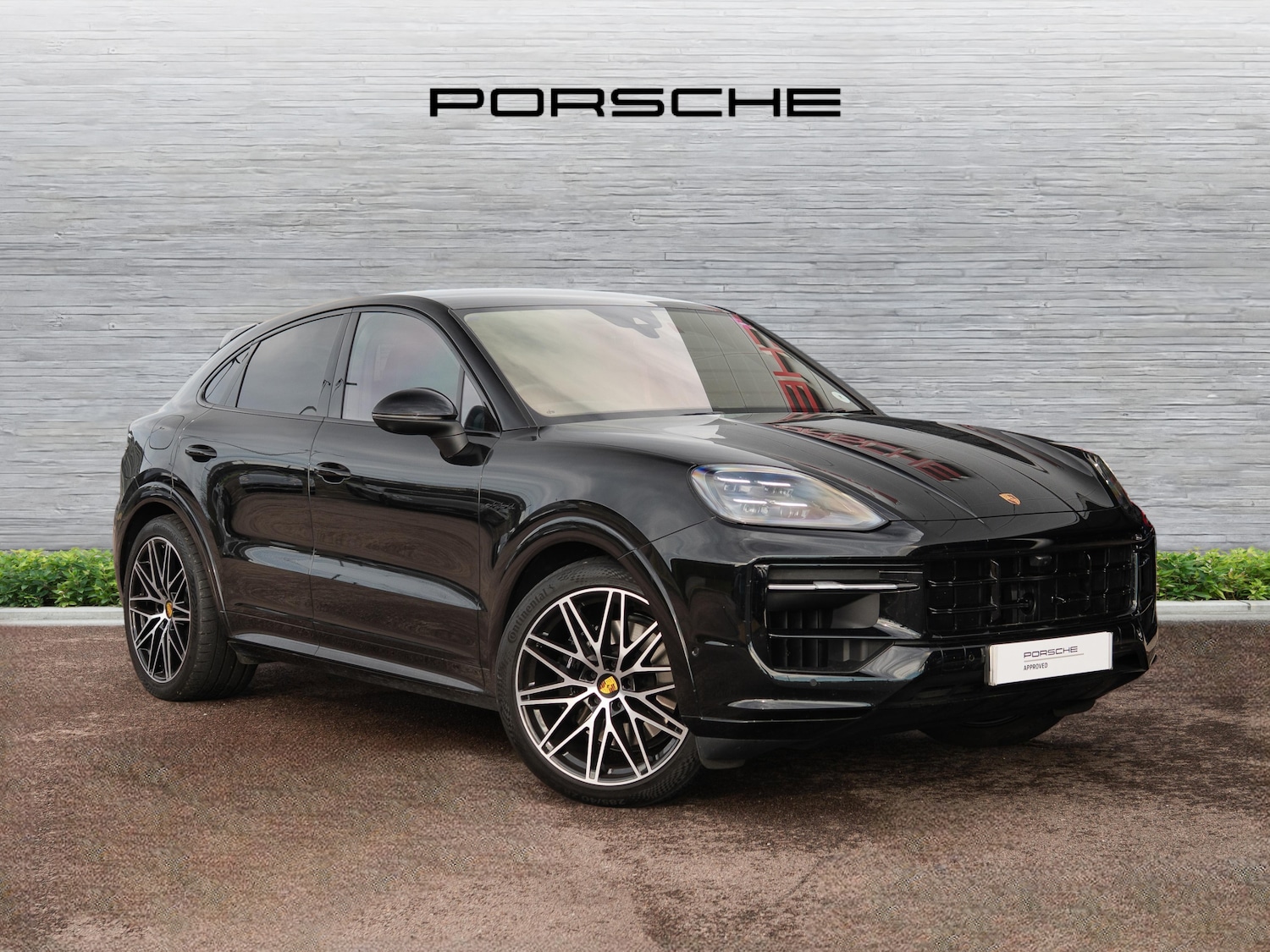 Used Porsche Cayenne 2024 for sale - 76197120: Photo 1