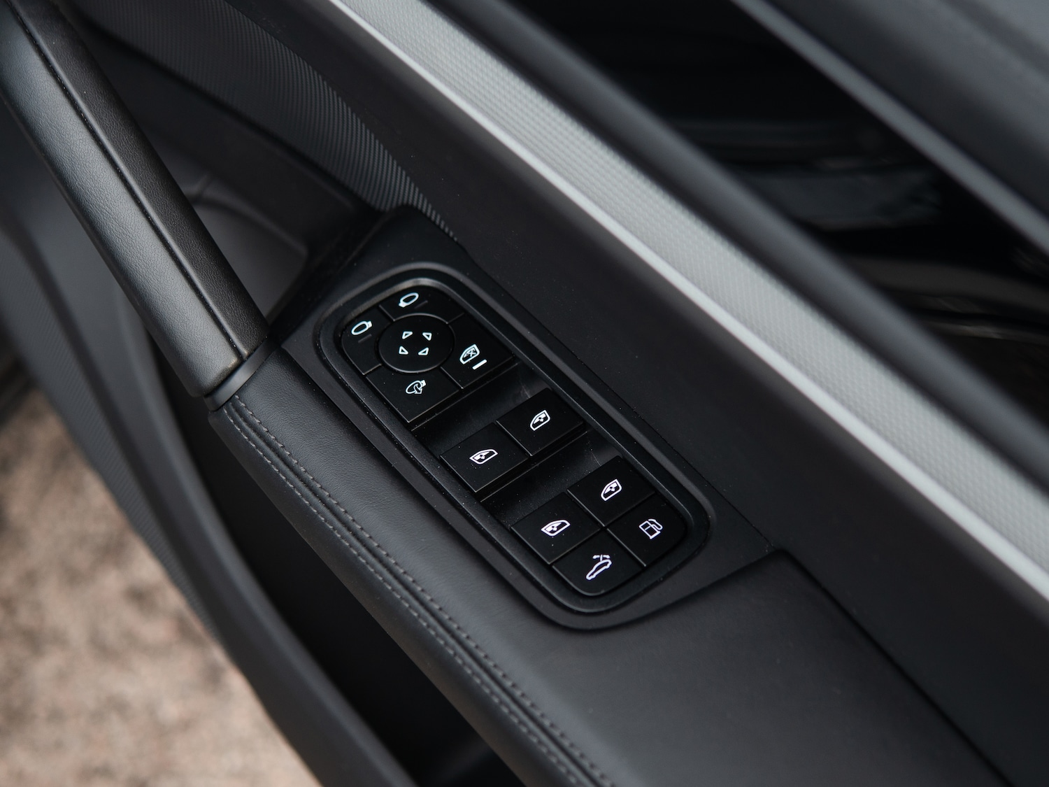 Used Porsche Cayenne 2024 for sale - 76197120: Photo 20