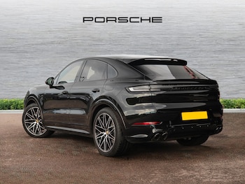 Used Porsche Cayenne 2024 for sale - 76197120: Photo
