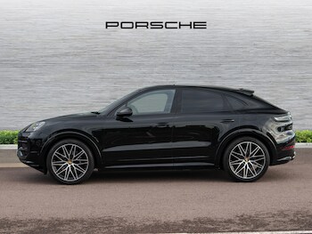 Used Porsche Cayenne 2024 for sale - 76197120: Photo