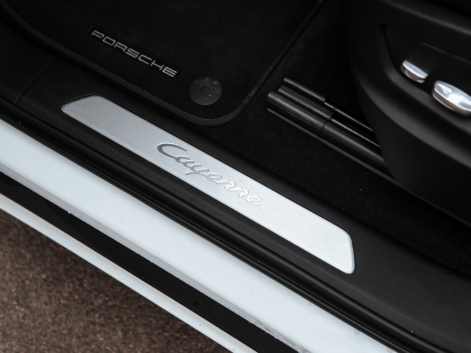 Used Porsche Cayenne 2021 for sale - 77666198: Photo 32