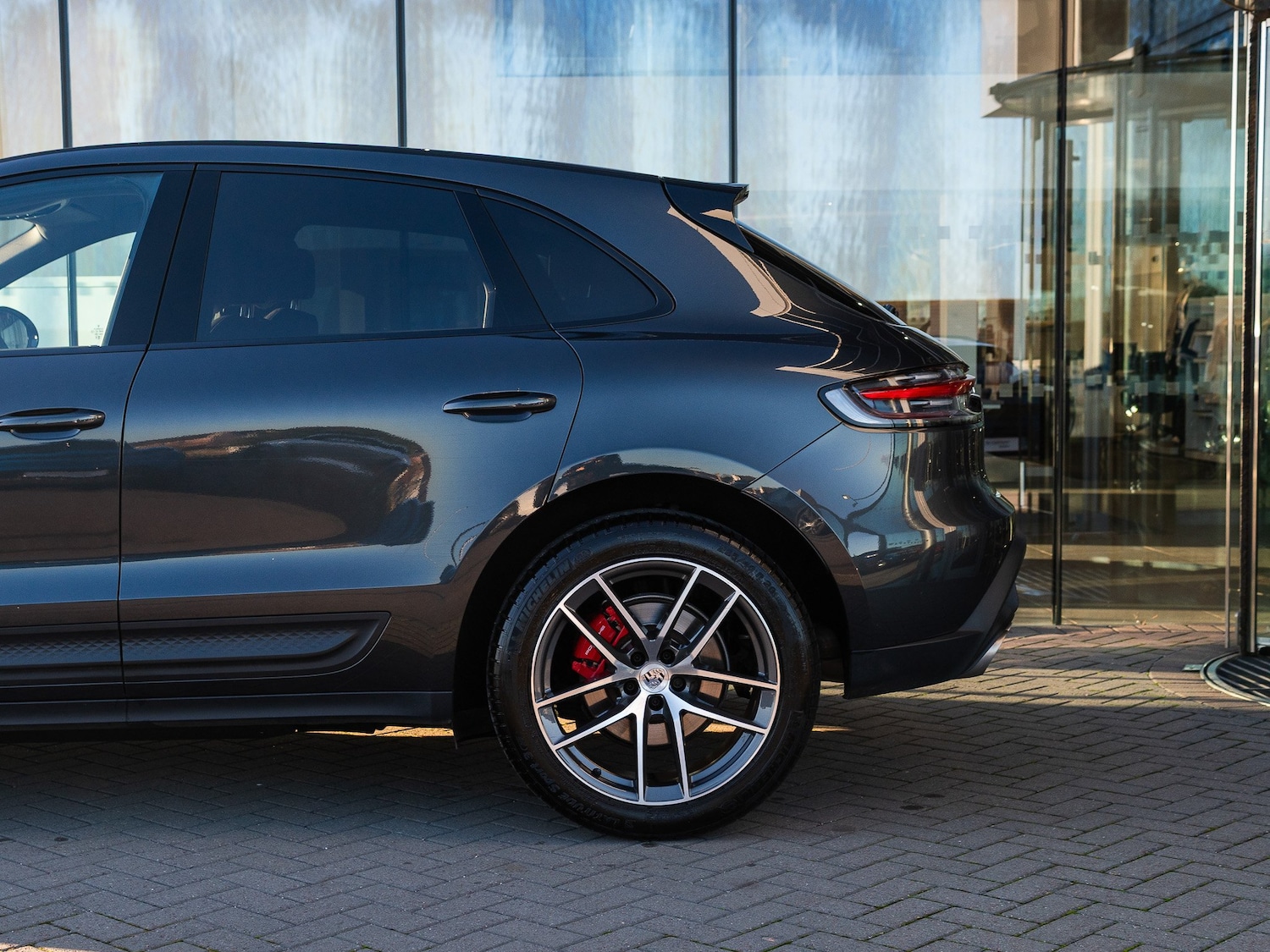 Used Porsche Macan 2023 for sale - 76355990: Photo 21