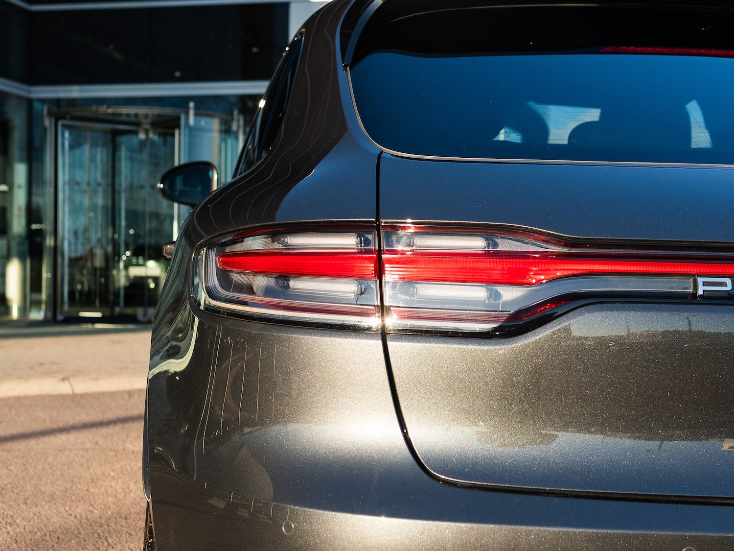 Used Porsche Macan 2023 for sale - 76355990: Photo 39