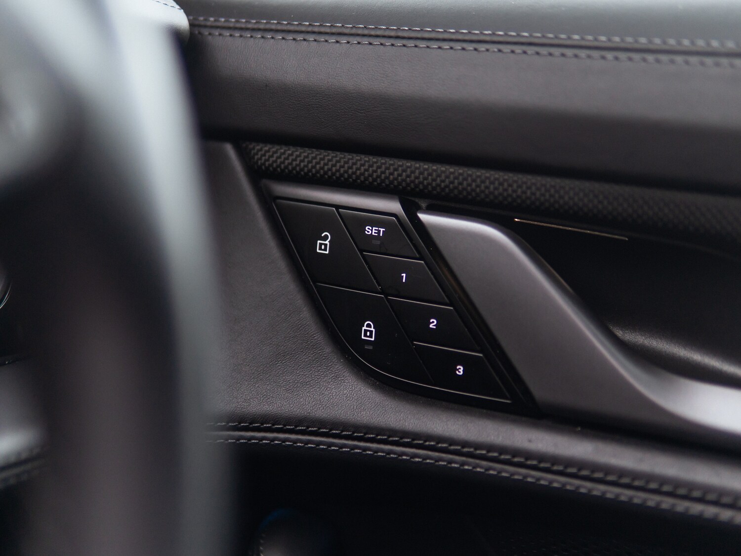 Used Porsche Taycan 2022 for sale - 77506804: Photo 14