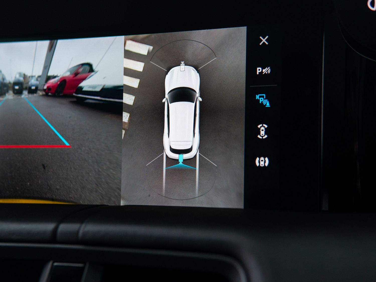 Used Porsche Taycan 2022 for sale - 77506804: Photo 29