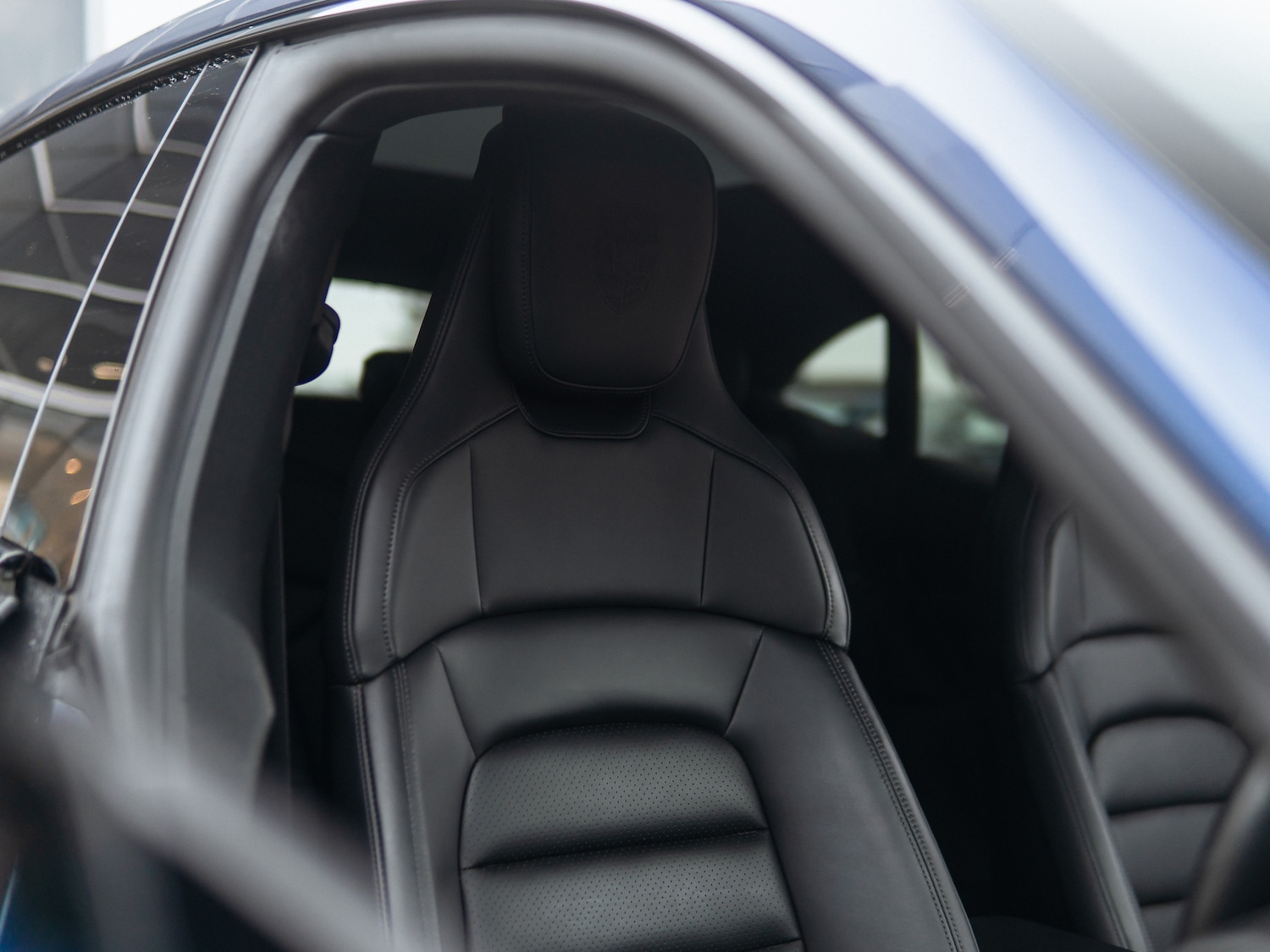 Used Porsche Taycan 2022 for sale - 77506804: Photo 8