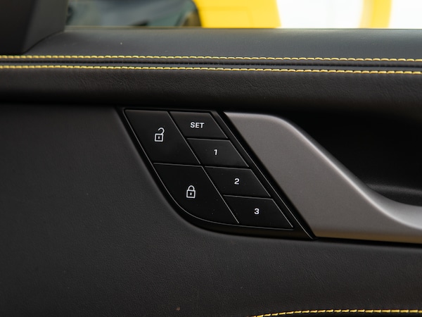 Used Porsche 911 2022 for sale - 76147091: Photo 17