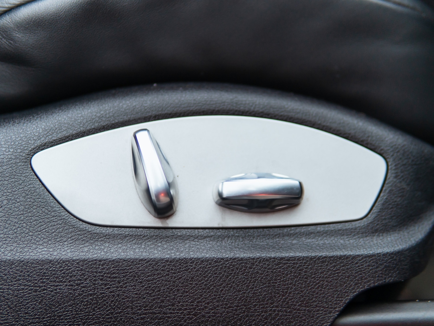 Used Porsche Macan 2020 for sale - 77520410: Photo 22