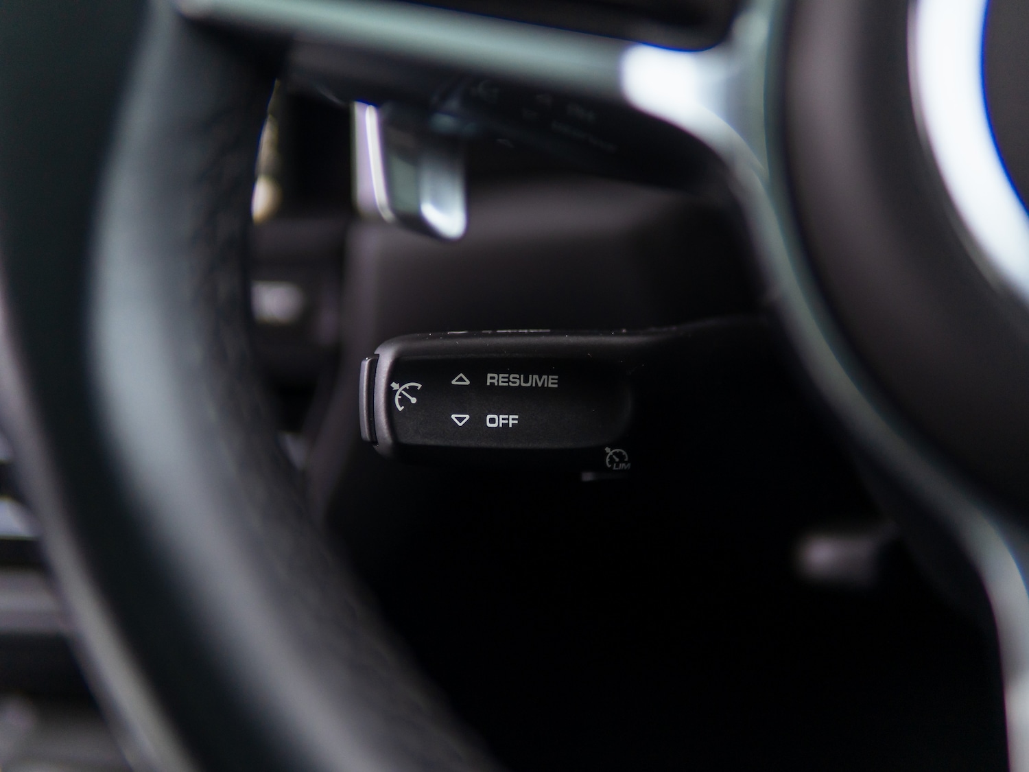 Used Porsche Macan 2020 for sale - 77520410: Photo 32