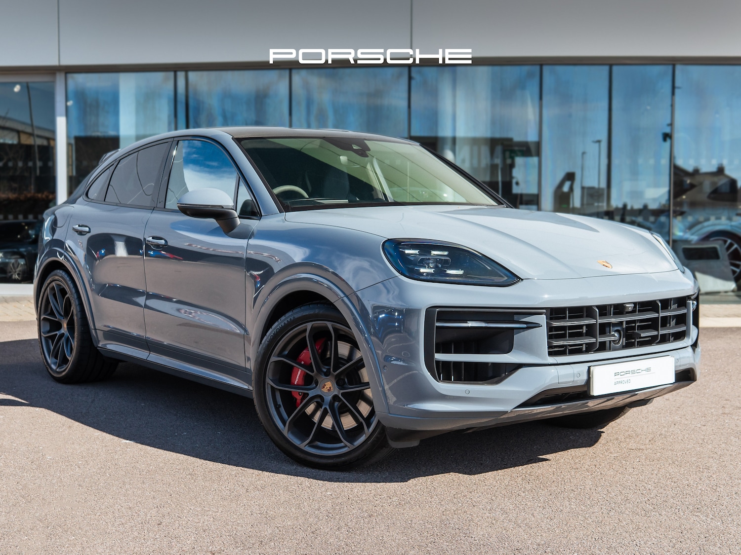 Used Porsche Cayenne 2025 for sale - 78153392: Photo 1