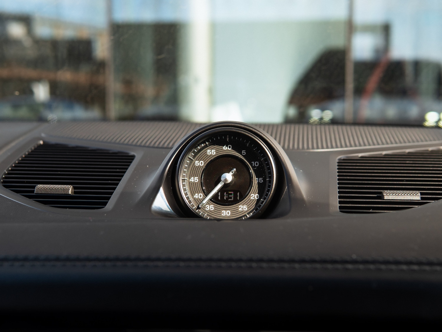 Used Porsche Cayenne 2025 for sale - 78153392: Photo 10