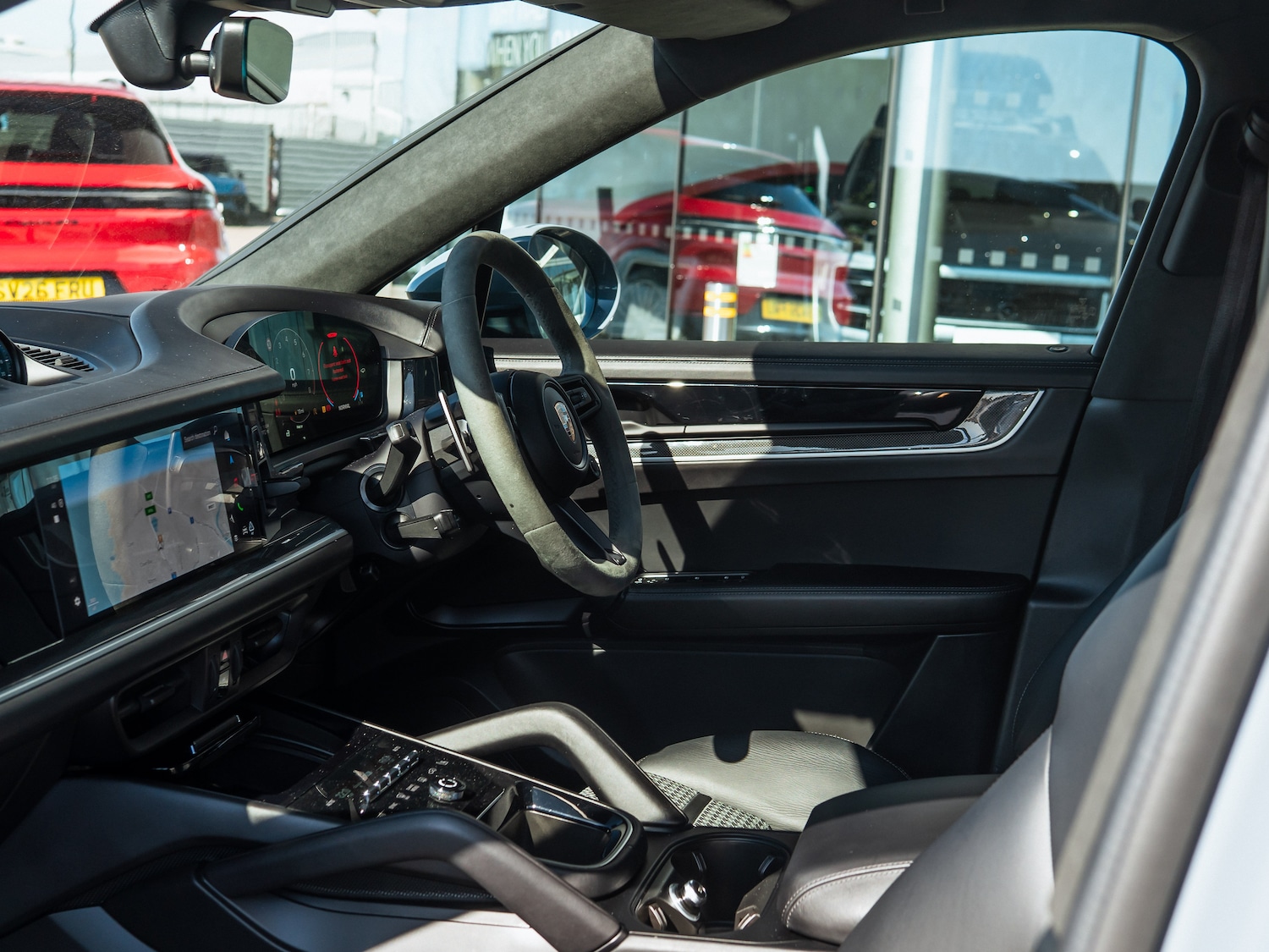 Used Porsche Cayenne 2025 for sale - 78153392: Photo 8