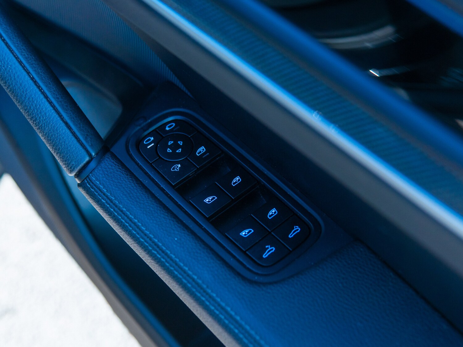 Used Porsche Cayenne 2024 for sale - 78153391: Photo 28