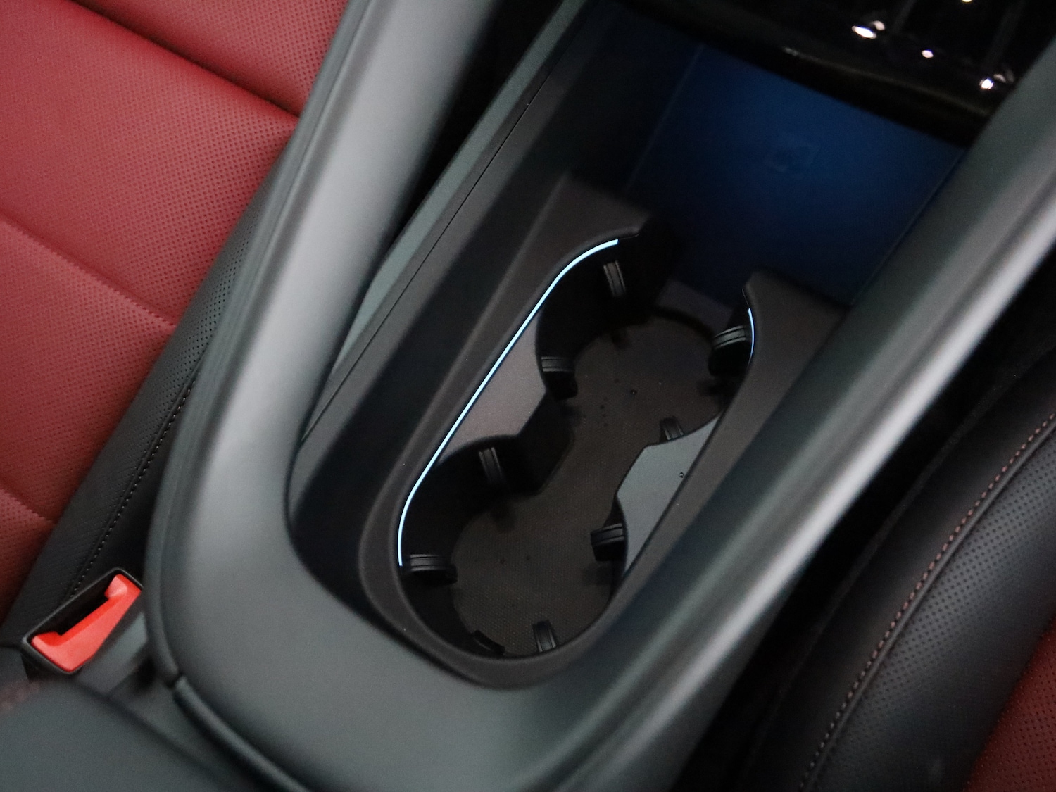 Used Porsche Macan 2025 for sale - 77262829: Photo 16