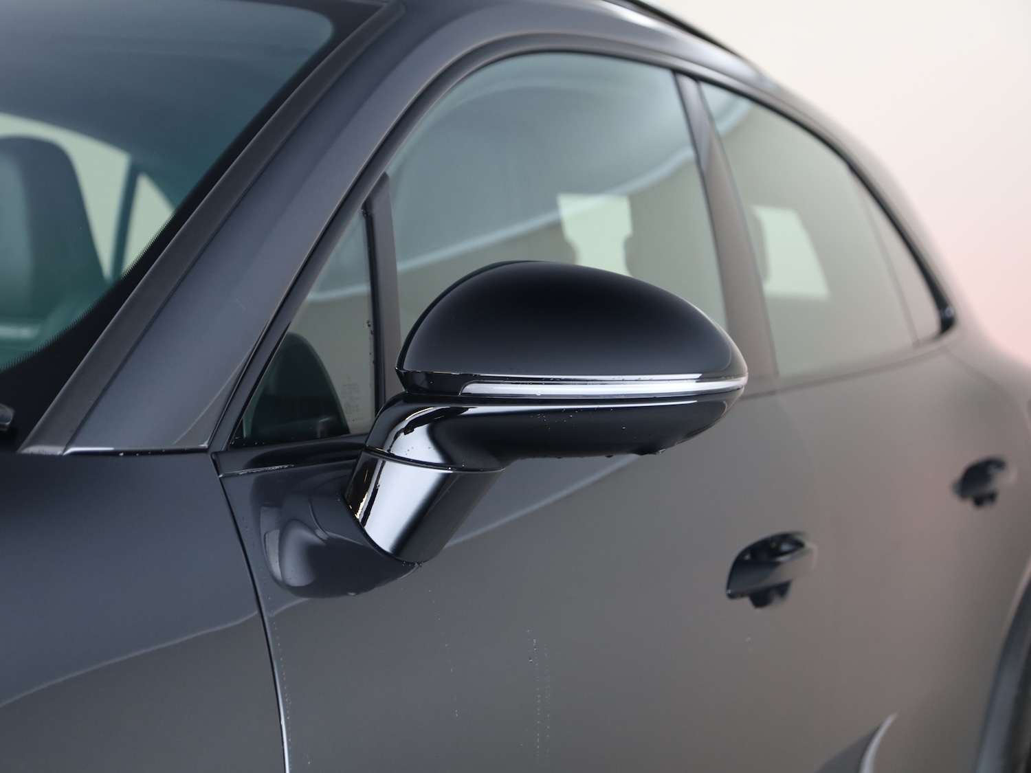 Used Porsche Macan 2025 for sale - 77262829: Photo 31