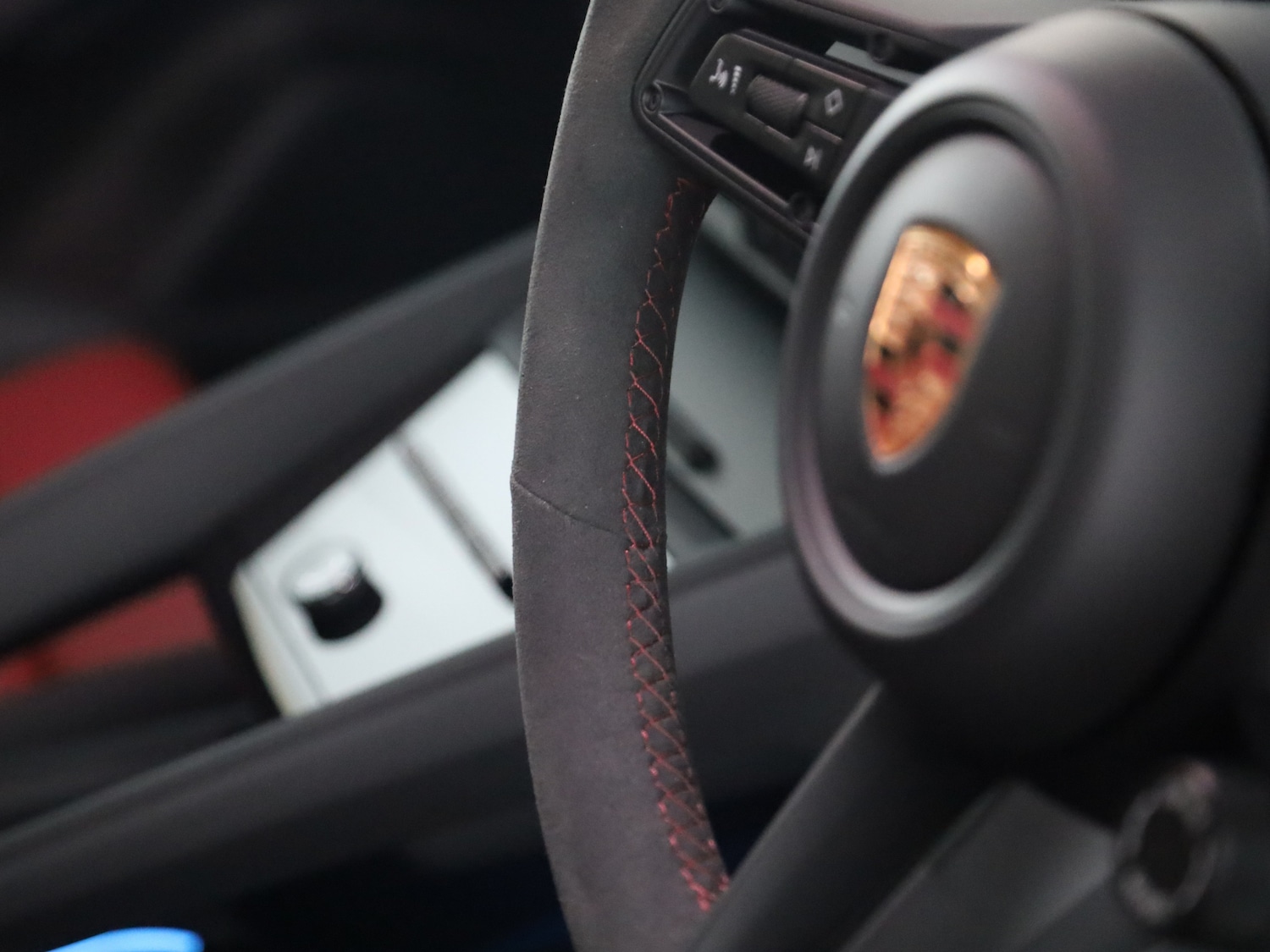 Used Porsche Macan 2025 for sale - 77262829: Photo 38