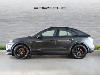 Used Porsche Macan 2025 for sale - 77262829: Photo