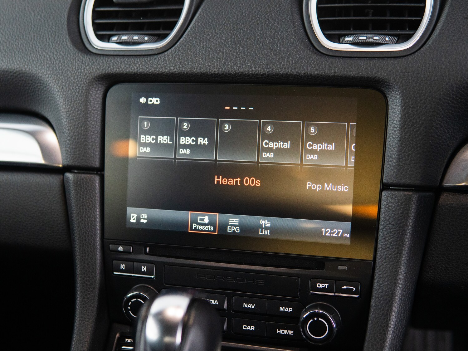 Used Porsche 718 Cayman 2022 for sale - 76627431: Photo 16