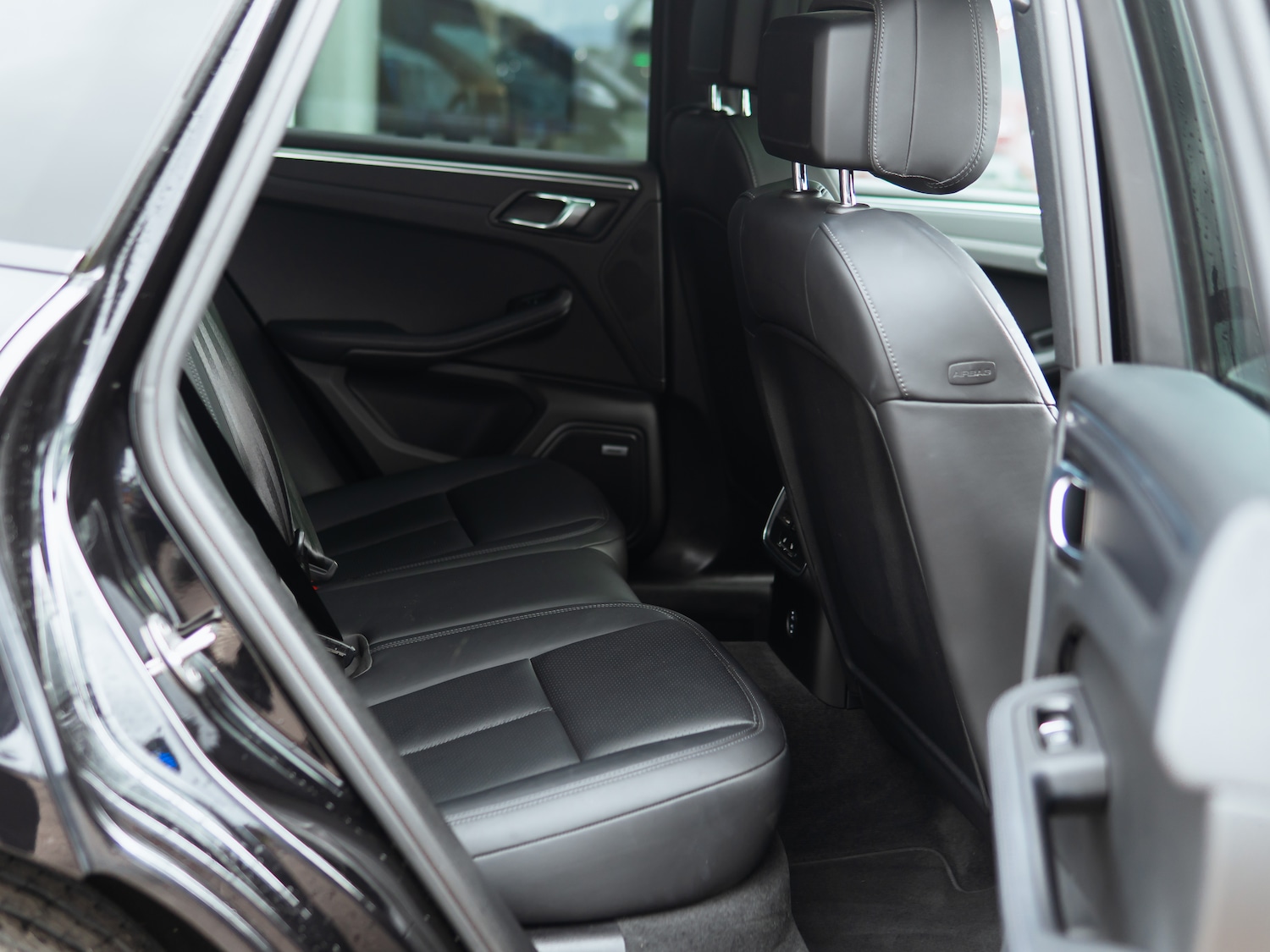 Used Porsche Macan 2021 for sale - 77608395: Photo 19