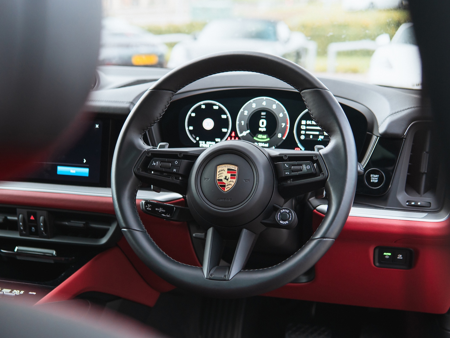 Used Porsche Cayenne 2024 for sale - 76197117: Photo 31