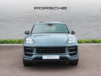 Used Porsche Cayenne 2024 for sale - 76197117: Photo